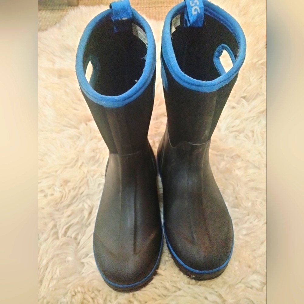 DSG Kids Winter Boots Size 6